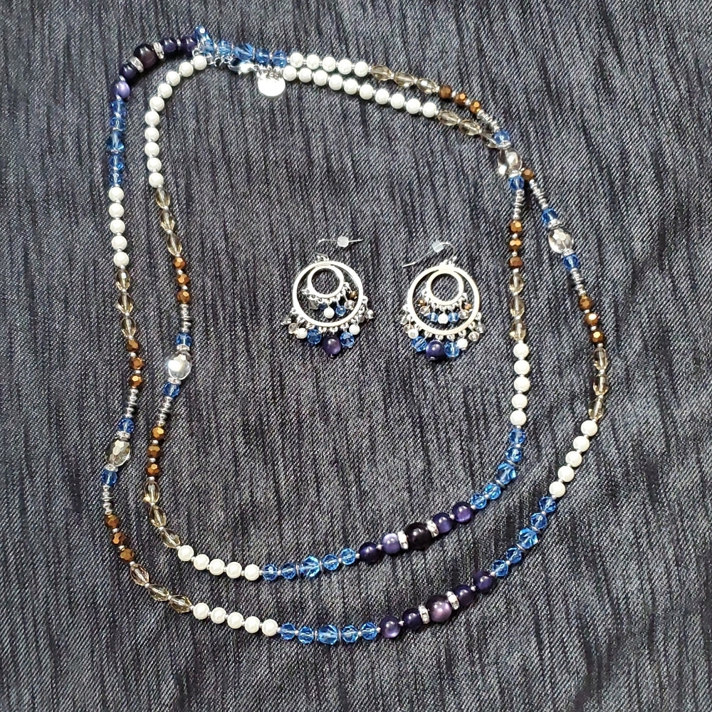 Necklace and earrings